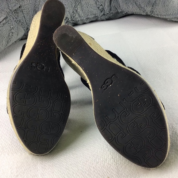 UGG black velvet straps platform wedge espadrille - Picture 5 of 7